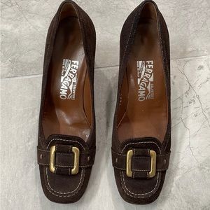 Ferragamo brown shoes size 6